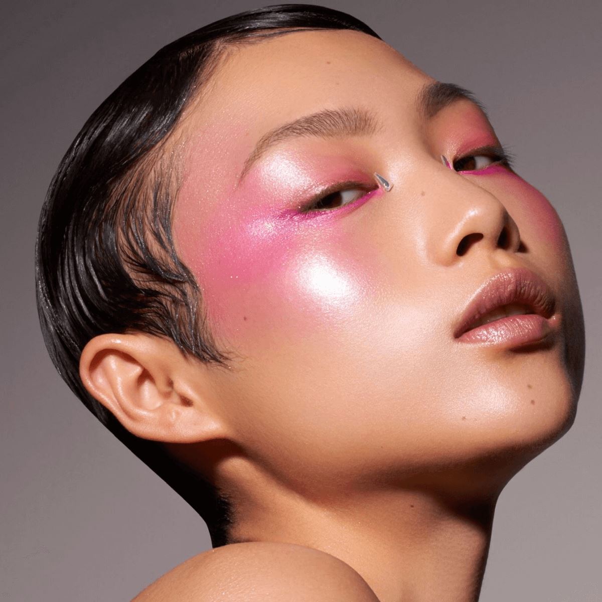 Illuminating Veil